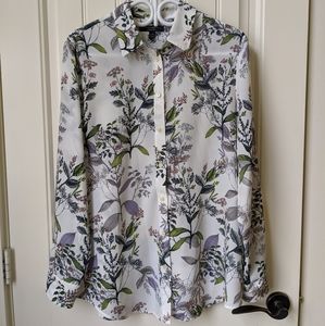Banana Republic long sleeved blouse